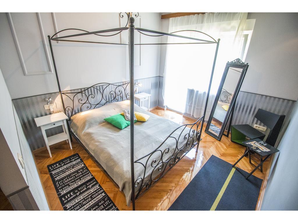Shades Of Grey Apartman